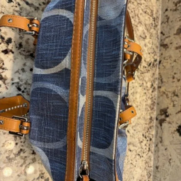 Coach 13810 Vintage Signature Gallery Tote with brown leather trim Classic Y2K - Picture 8 of 15